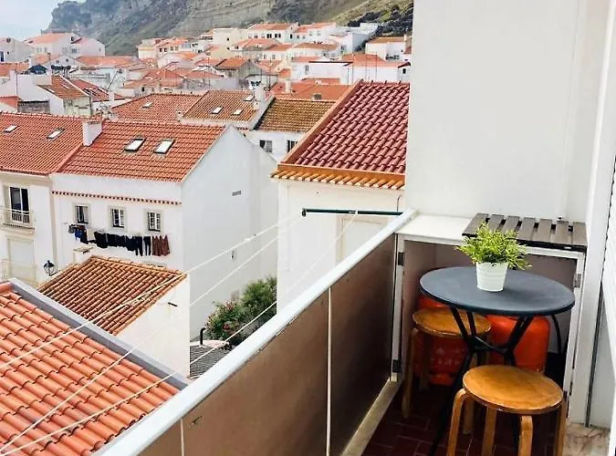 Casa Do Cinema Apartment Nazaré